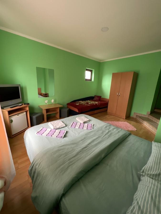 Ribarska Prica-Restoran Pansion Prijedor Bed and Breakfast Exteriör bild